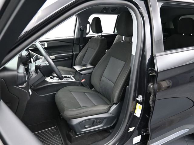 Used 2022 Ford Explorer XLT image 10