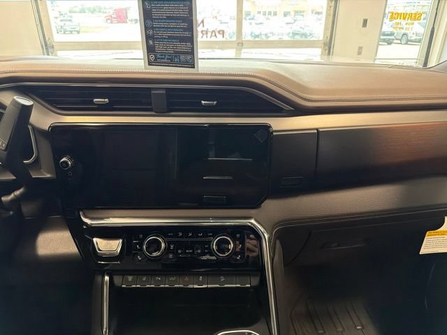 New 2026 GMC Sierra 3500 Denali w/ Technology Package AWD/4WD image 33