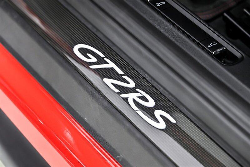 Used 2018 Porsche 911 GT2 RS RWD image 21