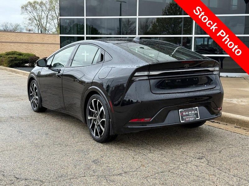 Used 2024 Toyota Prius Prime FWD image 5