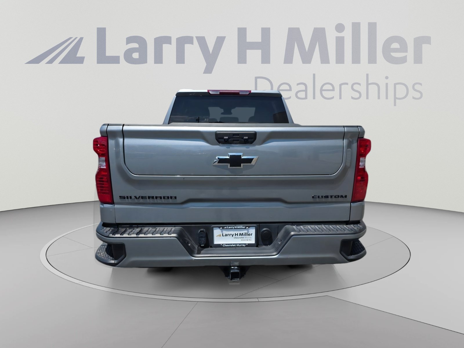 Certified 2025 Chevrolet Silverado 1500 Custom w/ LPO, Dark Essentials Package AWD/4WD image 7