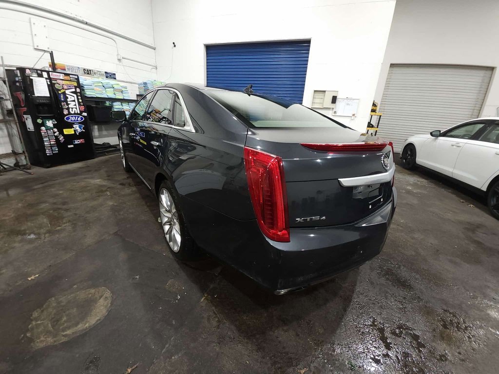 Used 2013 Cadillac XTS Platinum image 4