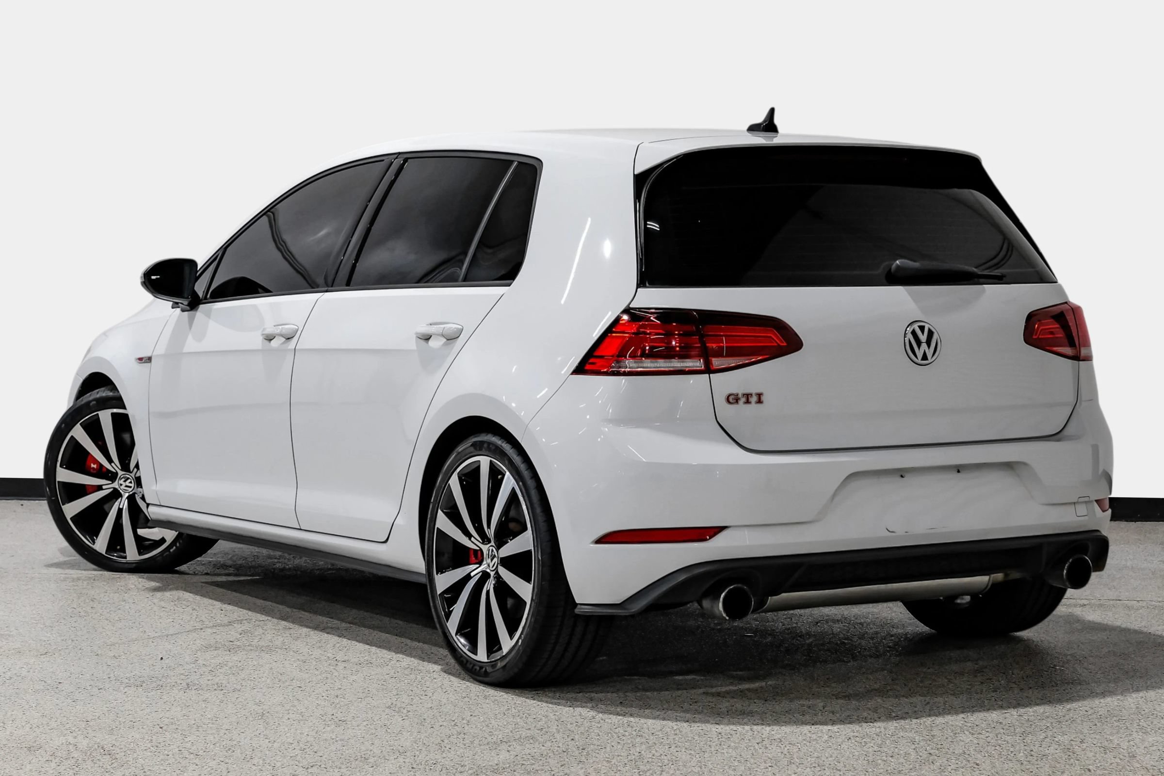 Used 2019 Volkswagen GTI Rabbit Edition FWD image 8