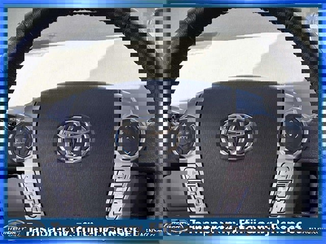 Used 2017 Toyota Prius V Four image 16