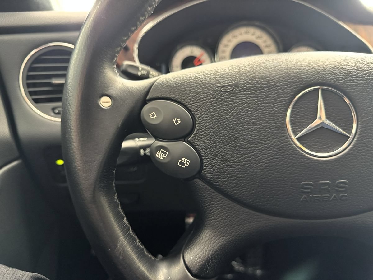 Used 2006 Mercedes-Benz CLS 55 AMG image 41