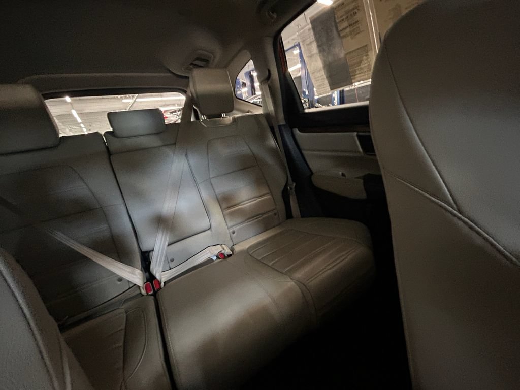Used 2019 Honda CR-V Touring image 27