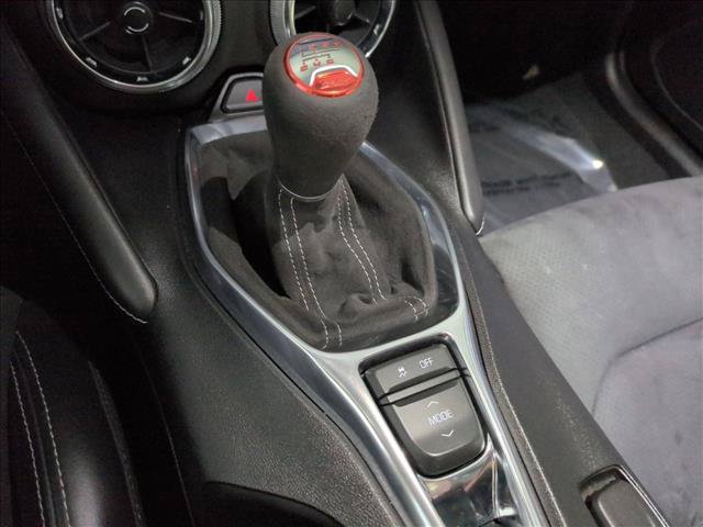Used 2019 Chevrolet Camaro SS RWD image 12