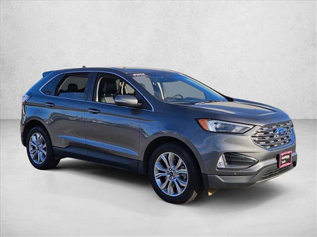 Used 2022 Ford Edge Titanium image 3
