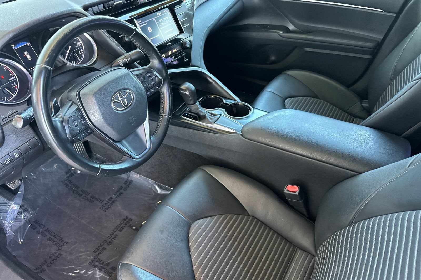 Certified 2020 Toyota Camry SE w/ Carpet Mat Package FWD image 12