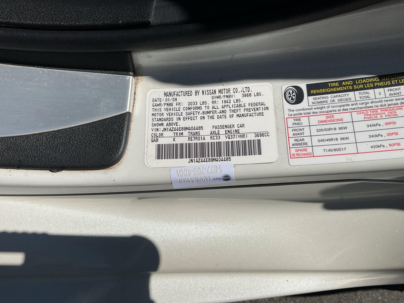 Used 2009 Nissan 370Z Touring RWD image 22