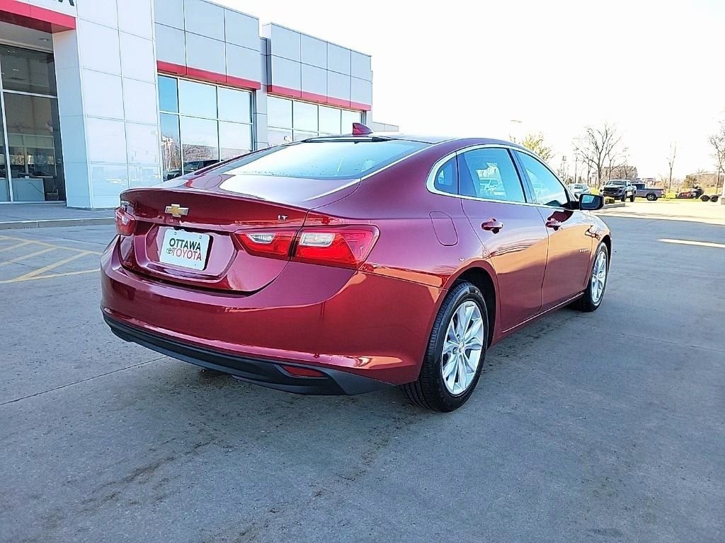 Used 2023 Chevrolet Malibu LT FWD image 5