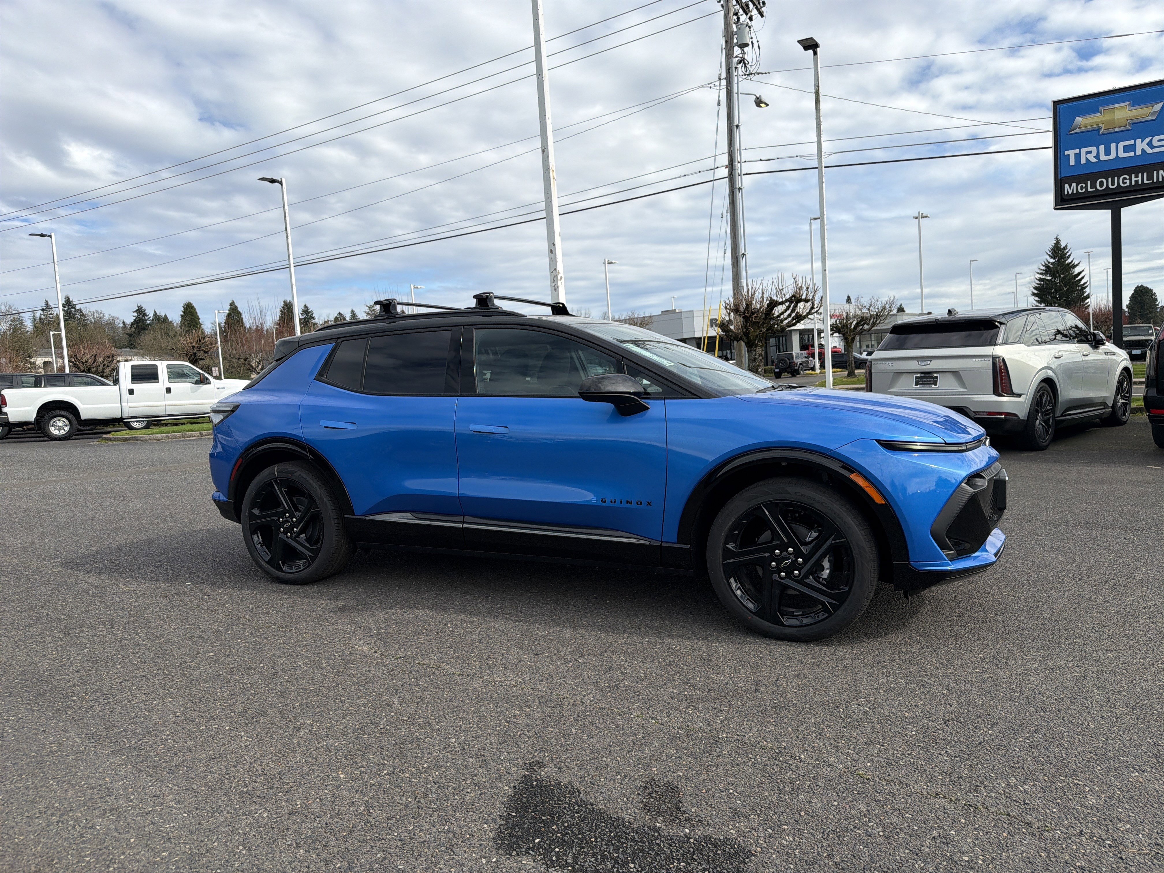 New 2026 Chevrolet Equinox EV RS image 7