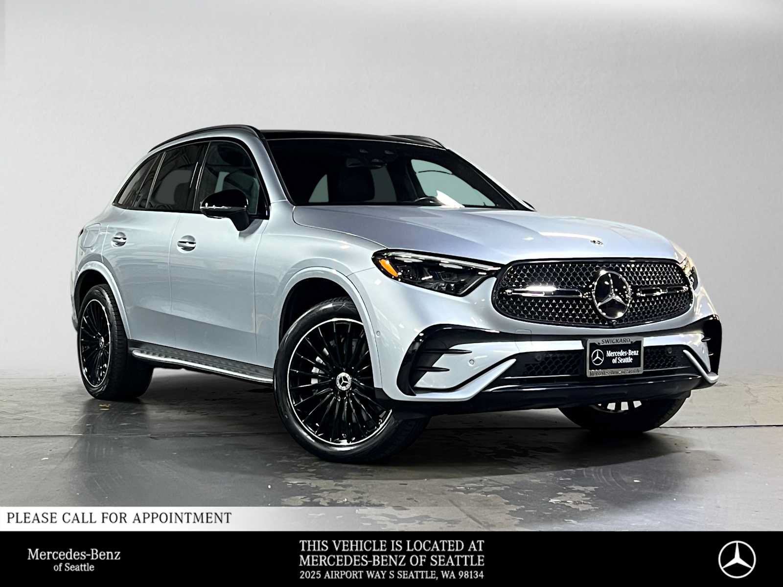 Used 2023 Mercedes-Benz GLC 300 4MATIC image 1