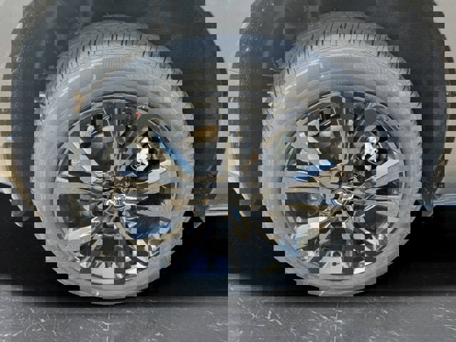 New 2025 MAZDA CX-30 Carbon image 11