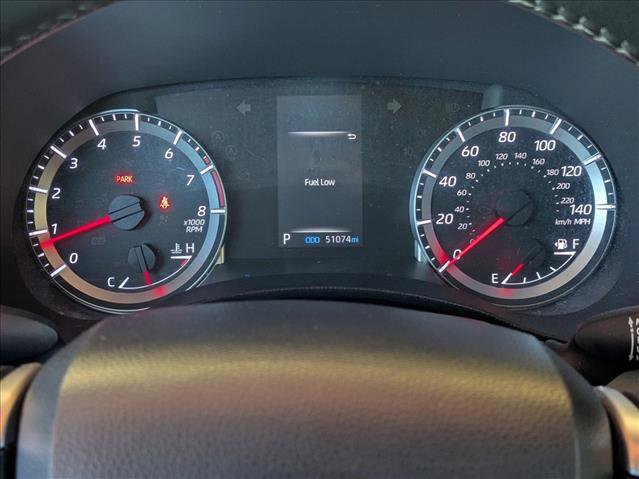 Used 2022 Toyota Highlander LE image 11