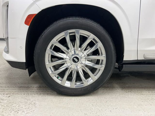 Certified 2022 Cadillac Escalade ESV Premium Luxury w/ Performance Package AWD/4WD image 34