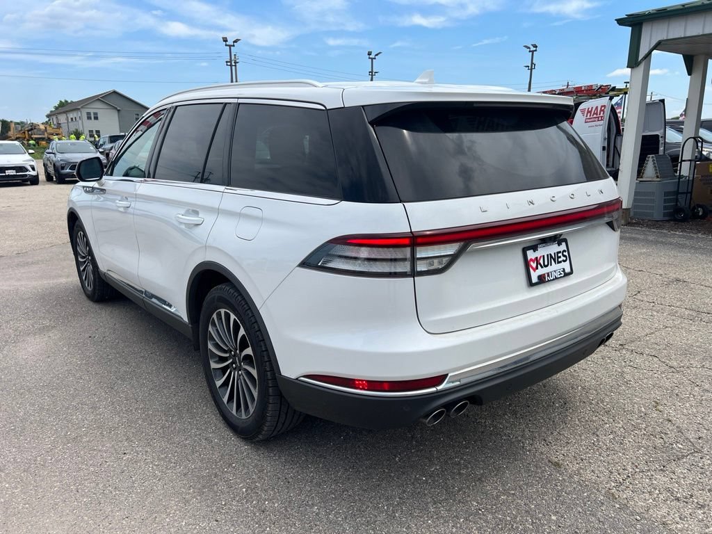 Used 2021 Lincoln Aviator Reserve w/ Elements Package Plus AWD/4WD image 6
