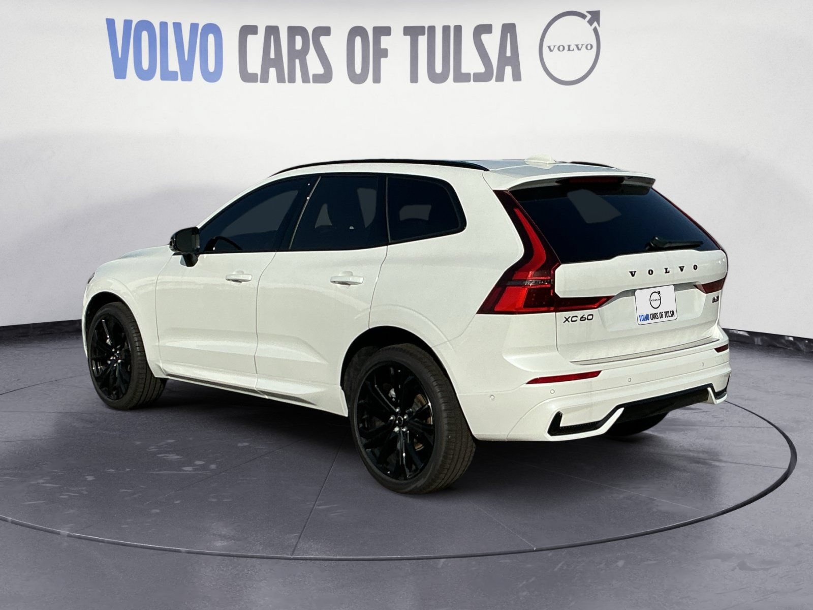 New 2026 Volvo XC60 B5 Ultra w/ Protection Package Premier AWD/4WD image 3