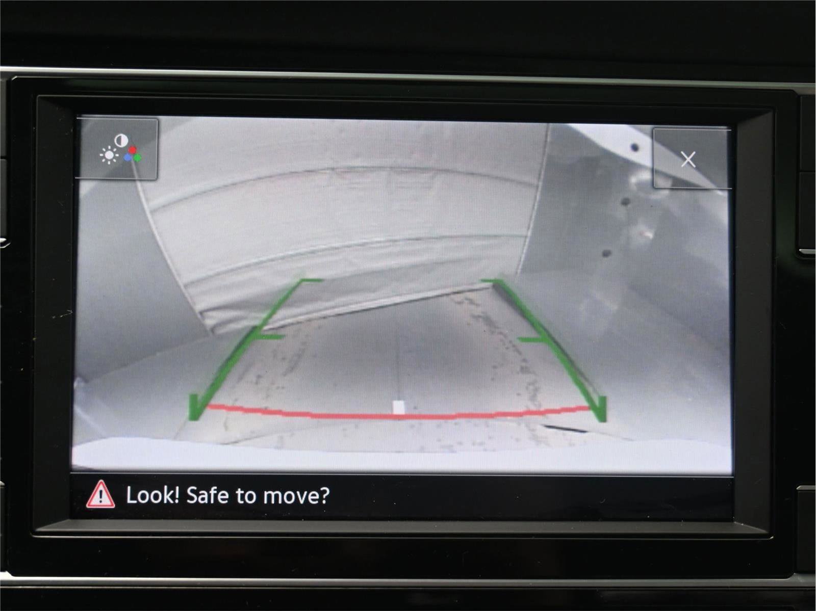 Used 2023 Volkswagen Jetta SE image 12