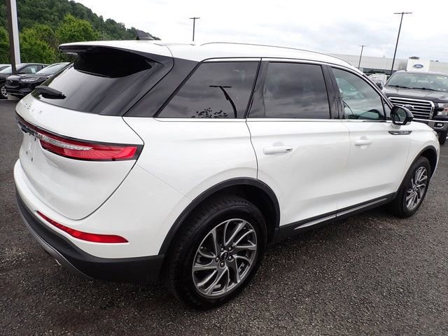 Used 2022 Lincoln Corsair AWD w/ Equipment Group 101A image 7