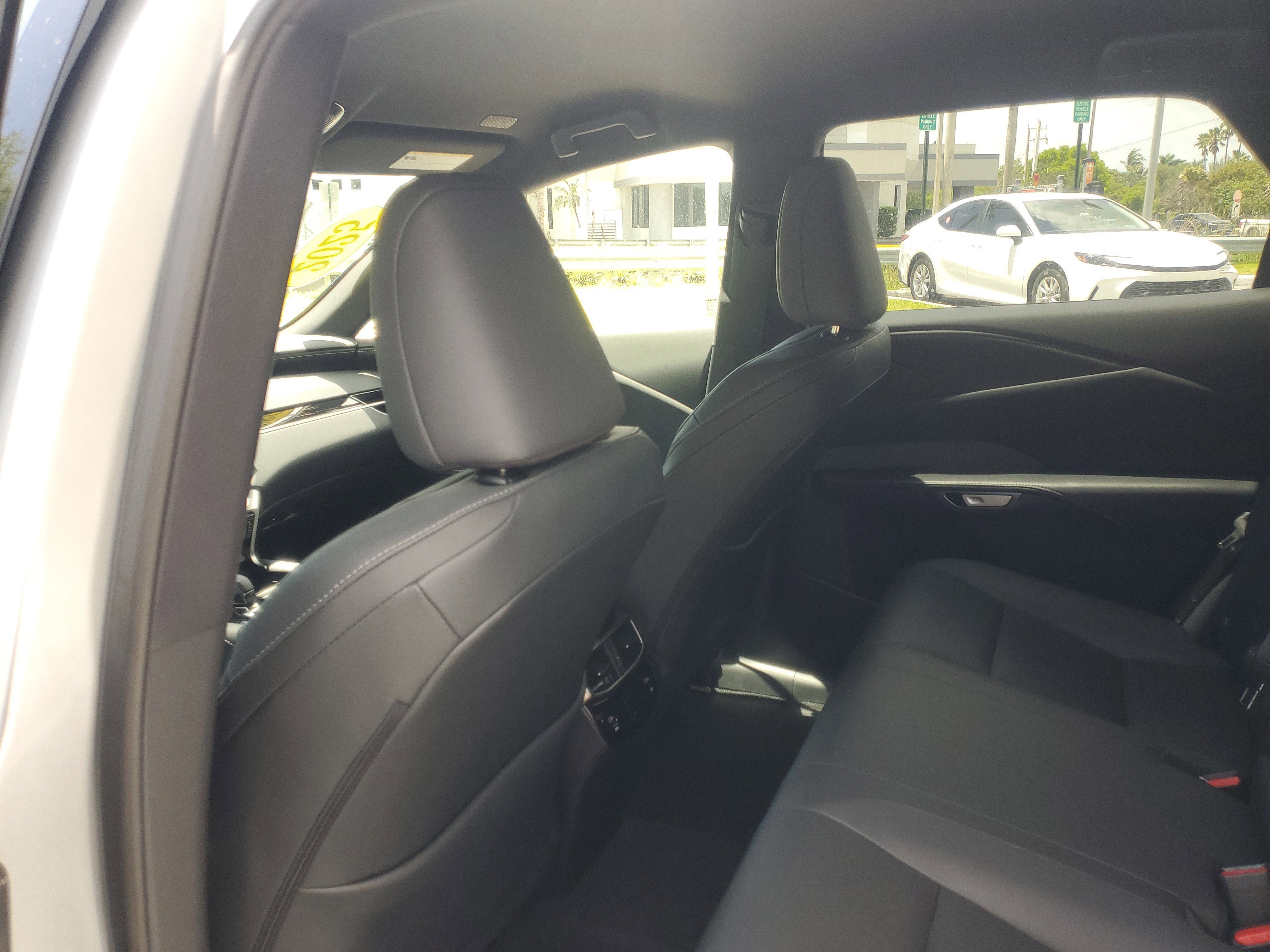 Used 2025 Lexus RX 350 FWD w/ Technology Package image 12