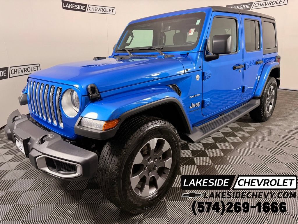 Used 2023 Jeep Wrangler Unlimited Sahara w/ Cold Weather Group AWD/4WD image 1