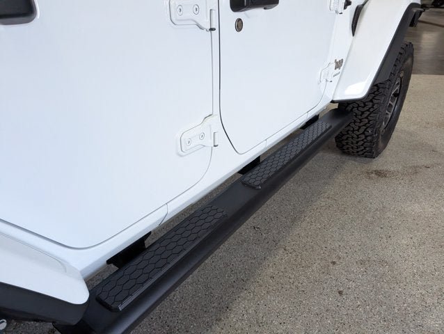 Used 2023 Jeep Wrangler Unlimited Rubicon 392 w/ Xtreme Recon 35" Tire Package AWD/4WD image 10