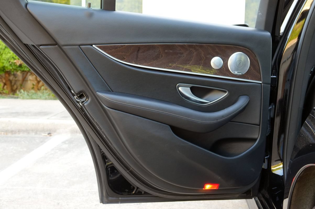 Used 2019 Mercedes-Benz E 300 image 38