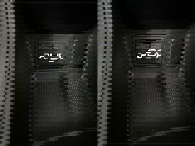 Certified 2024 GMC Terrain SLT image 34