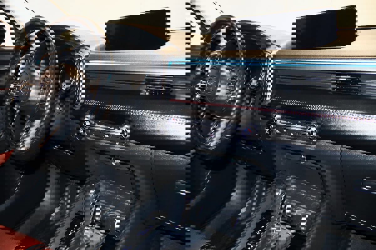 Used 2023 MAZDA CX-50 Meridian Edition w/ Cargo Package image 57