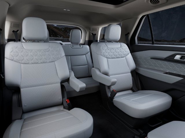 New 2027 Ford Explorer Platinum w/ LUX Leather Package AWD/4WD image 11