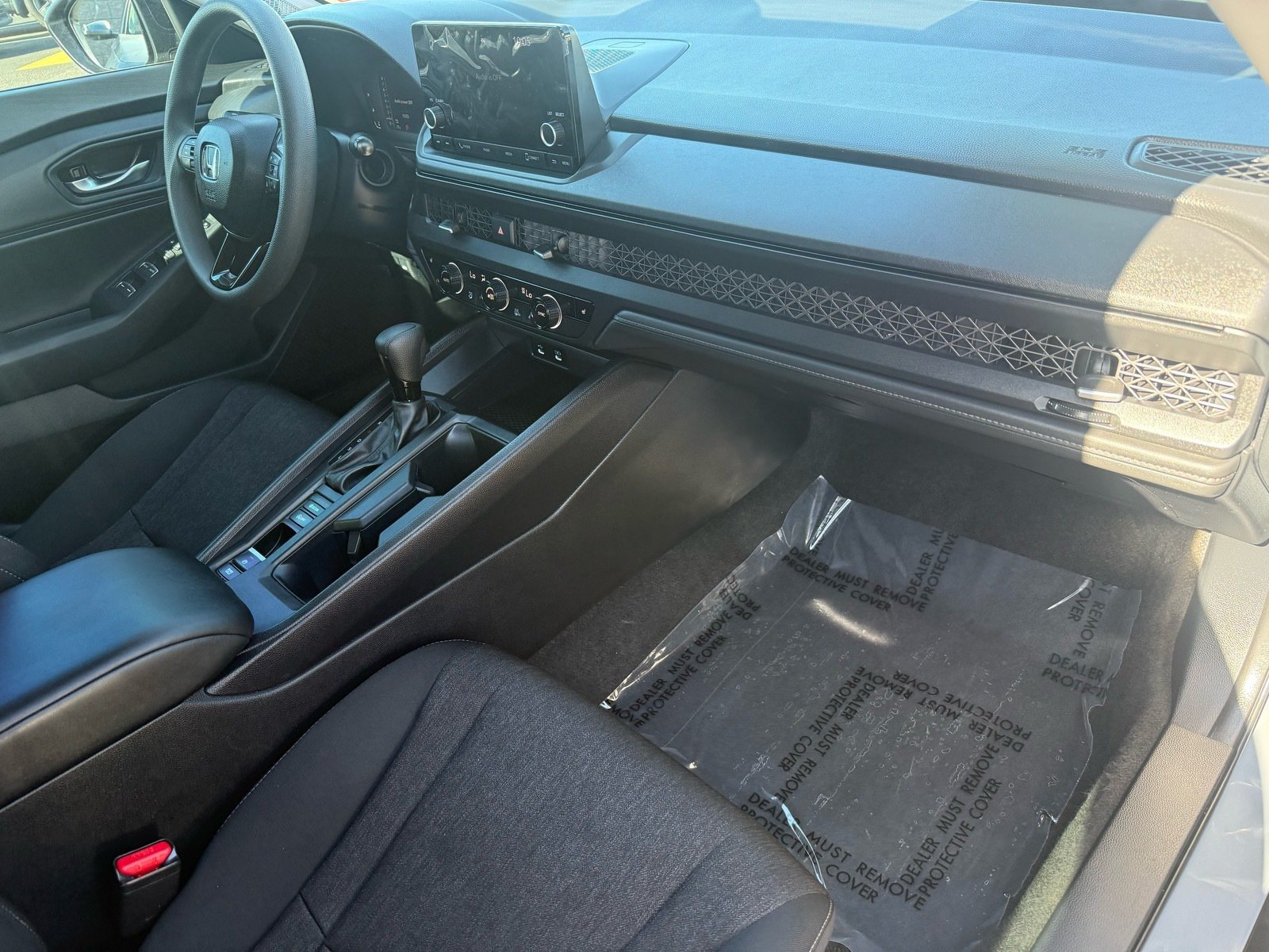 Certified 2025 Honda Accord SE image 30