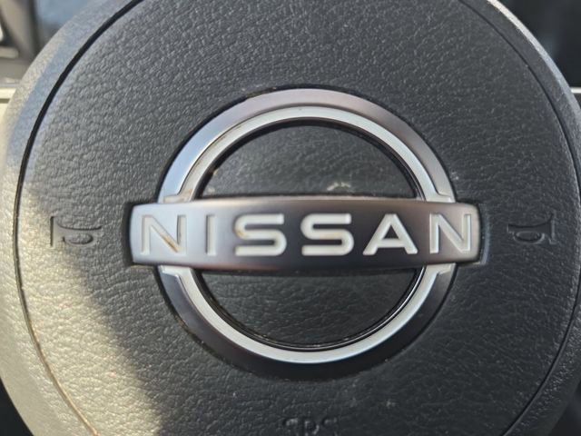 Used 2025 Nissan Kicks S image 5