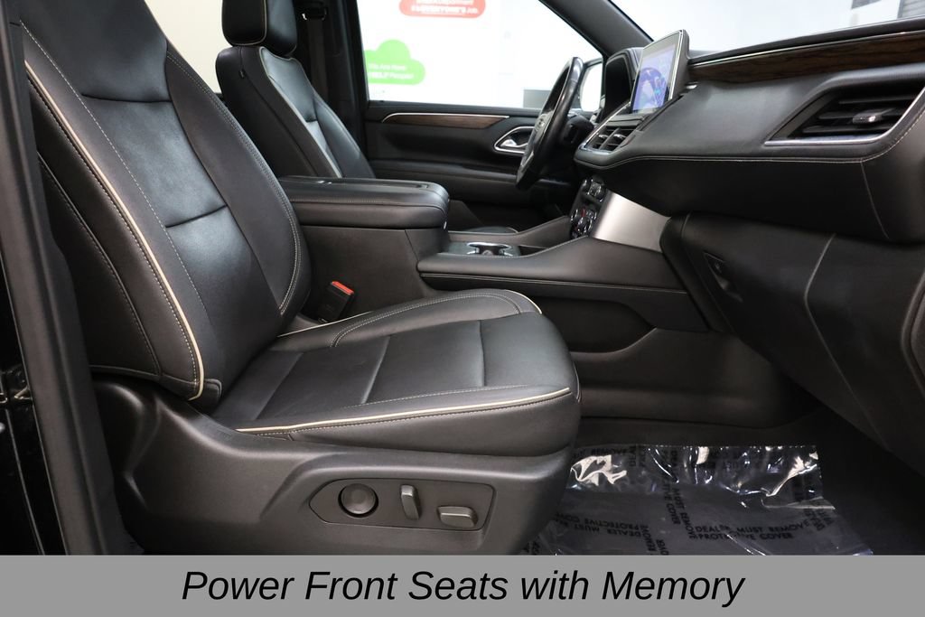 Used 2021 Chevrolet Suburban Premier w/ Premium Package RWD image 33