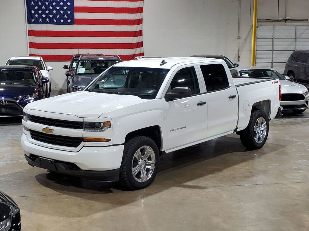 Used 2018 Chevrolet Silverado 1500 Custom w/ Custom Value Package AWD/4WD image 42