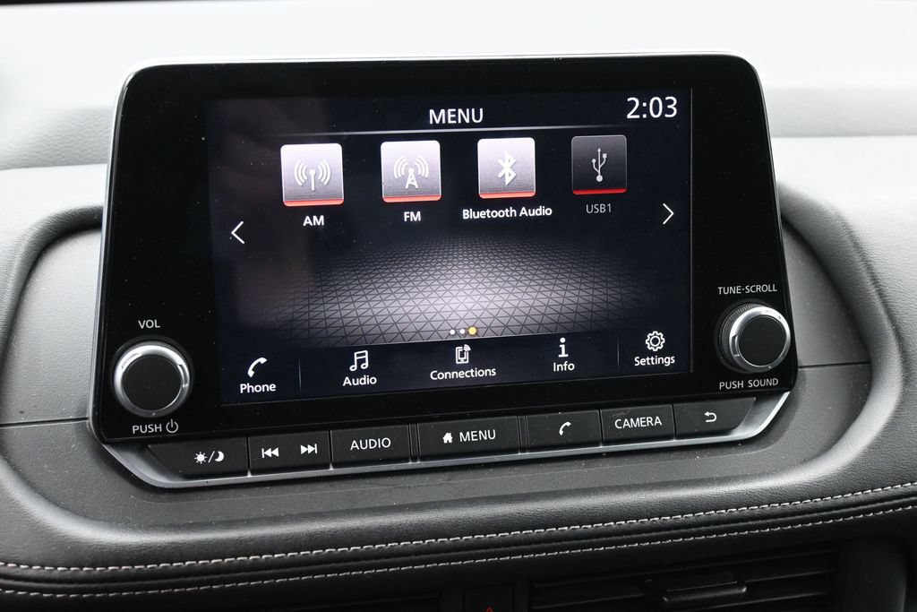 Used 2024 Nissan Rogue S AWD/4WD image 17