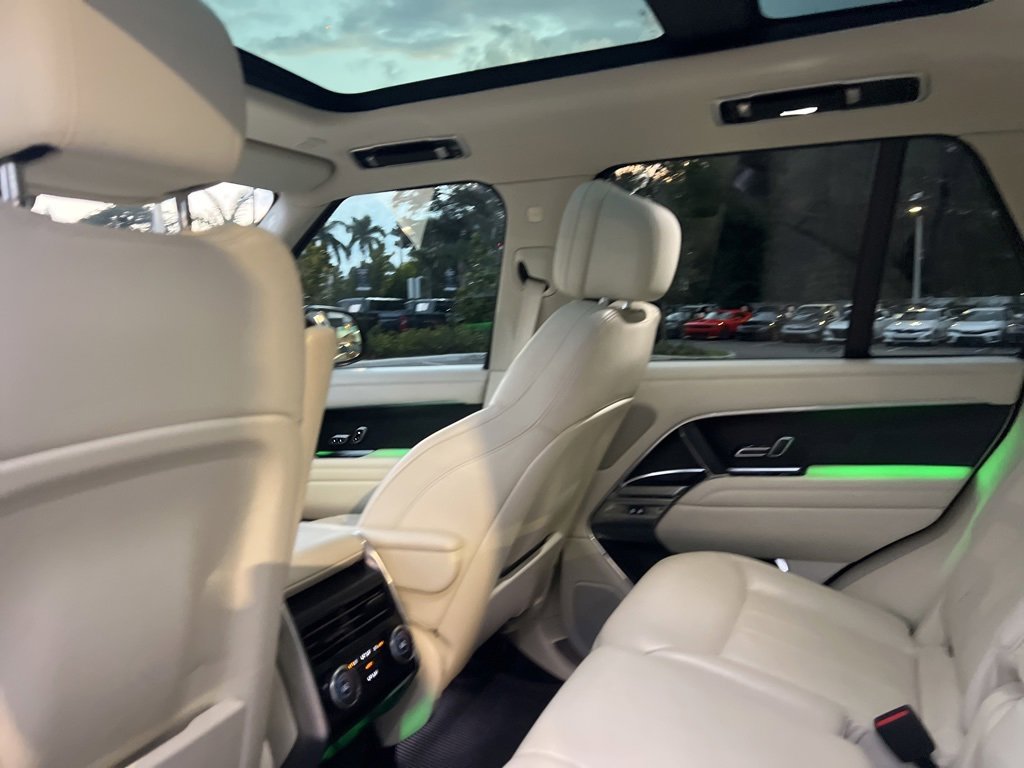 Used 2023 Land Rover Range Rover SE image 61