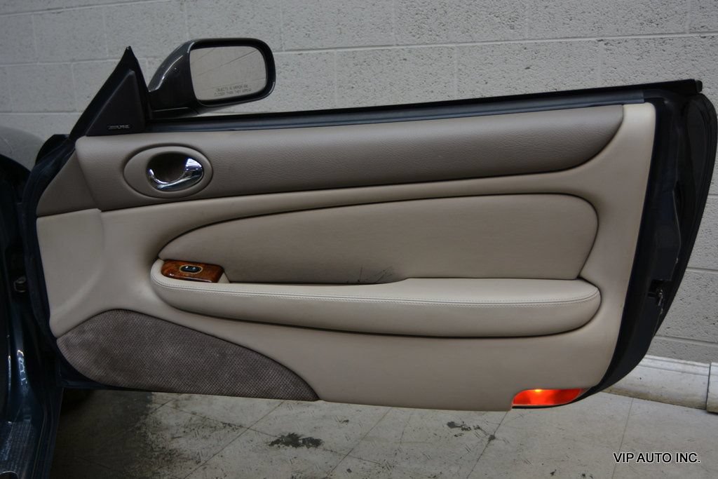 Used 2000 Jaguar XK8 Convertible RWD image 22