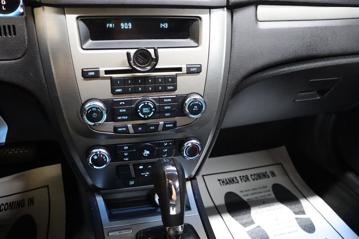 Used 2011 Ford Fusion SE w/ 201A Rapid Spec Order Code FWD image 40