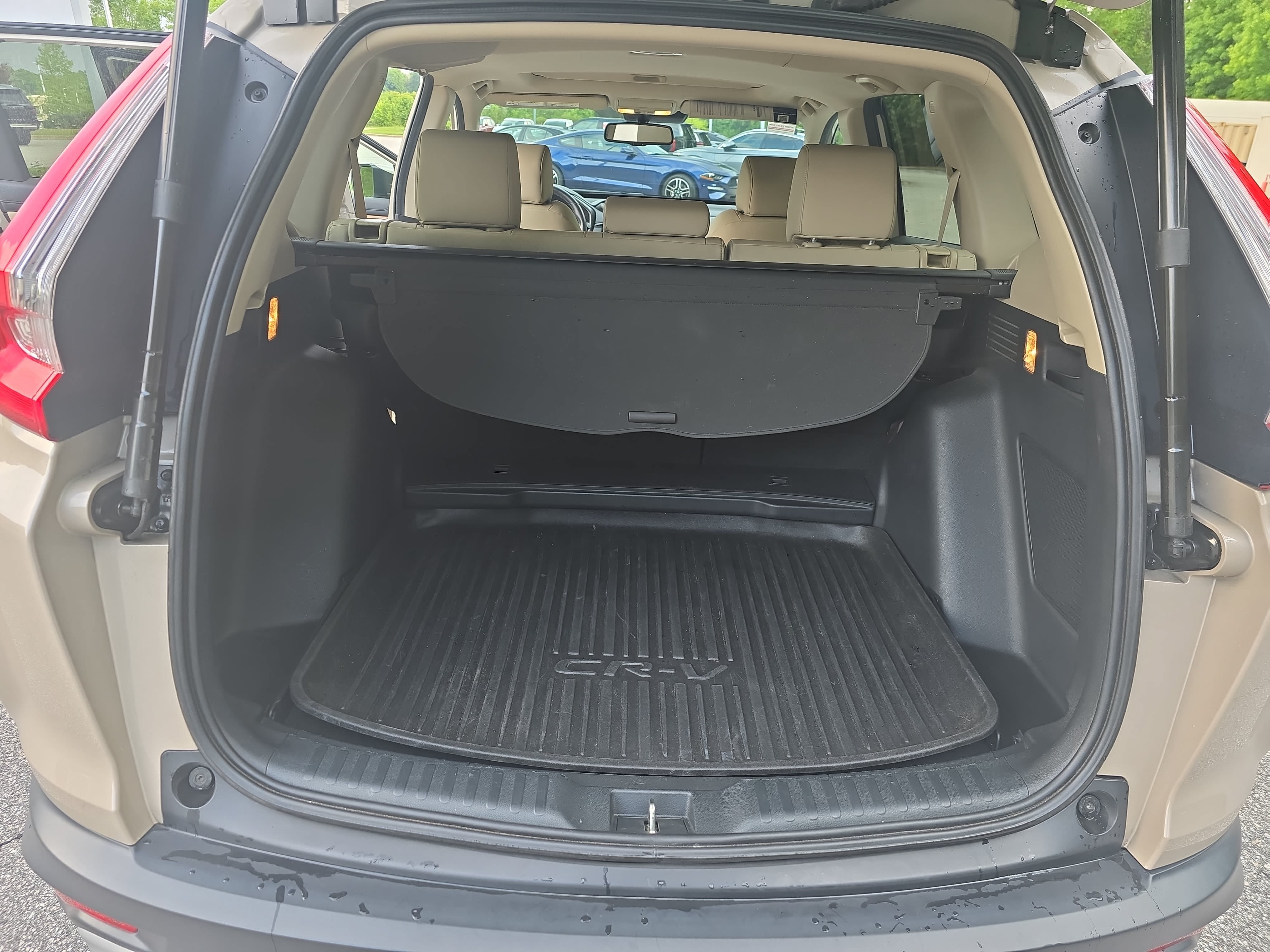 Used 2019 Honda CR-V Touring image 13