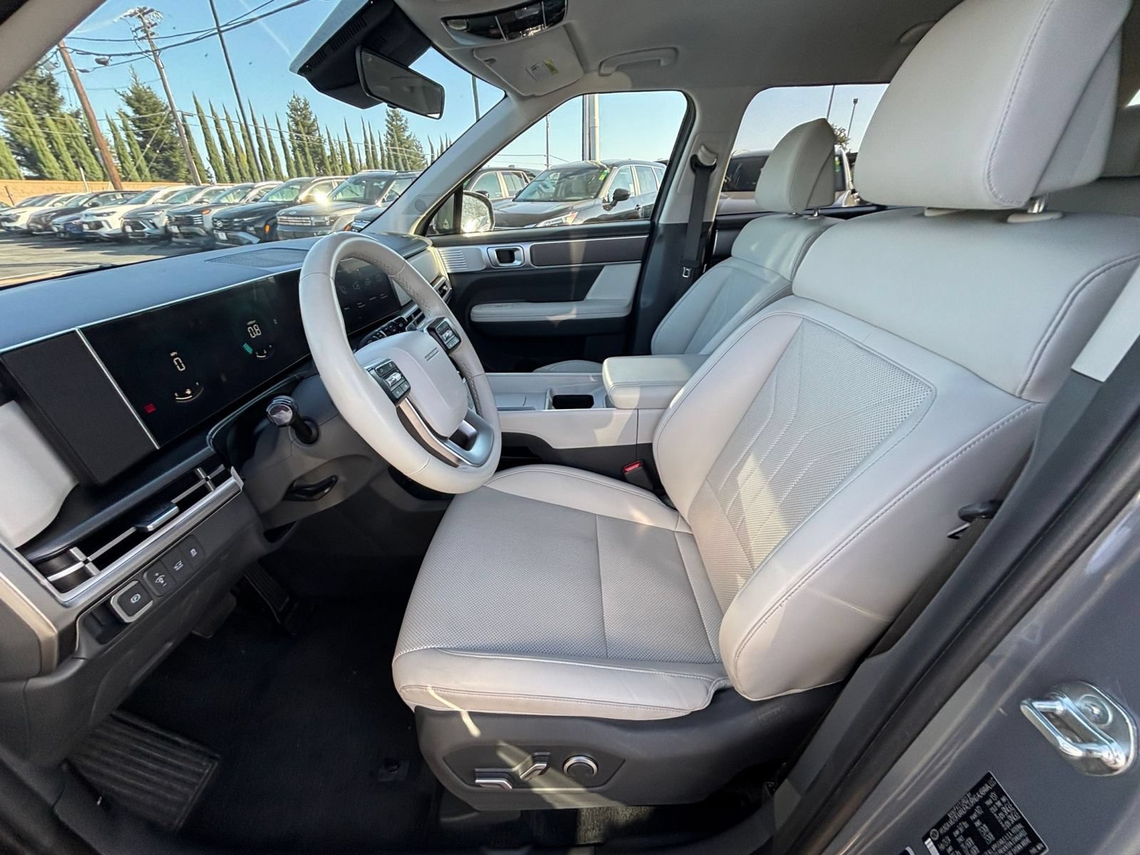 Used 2024 Hyundai Santa Fe SEL AWD/4WD image 29