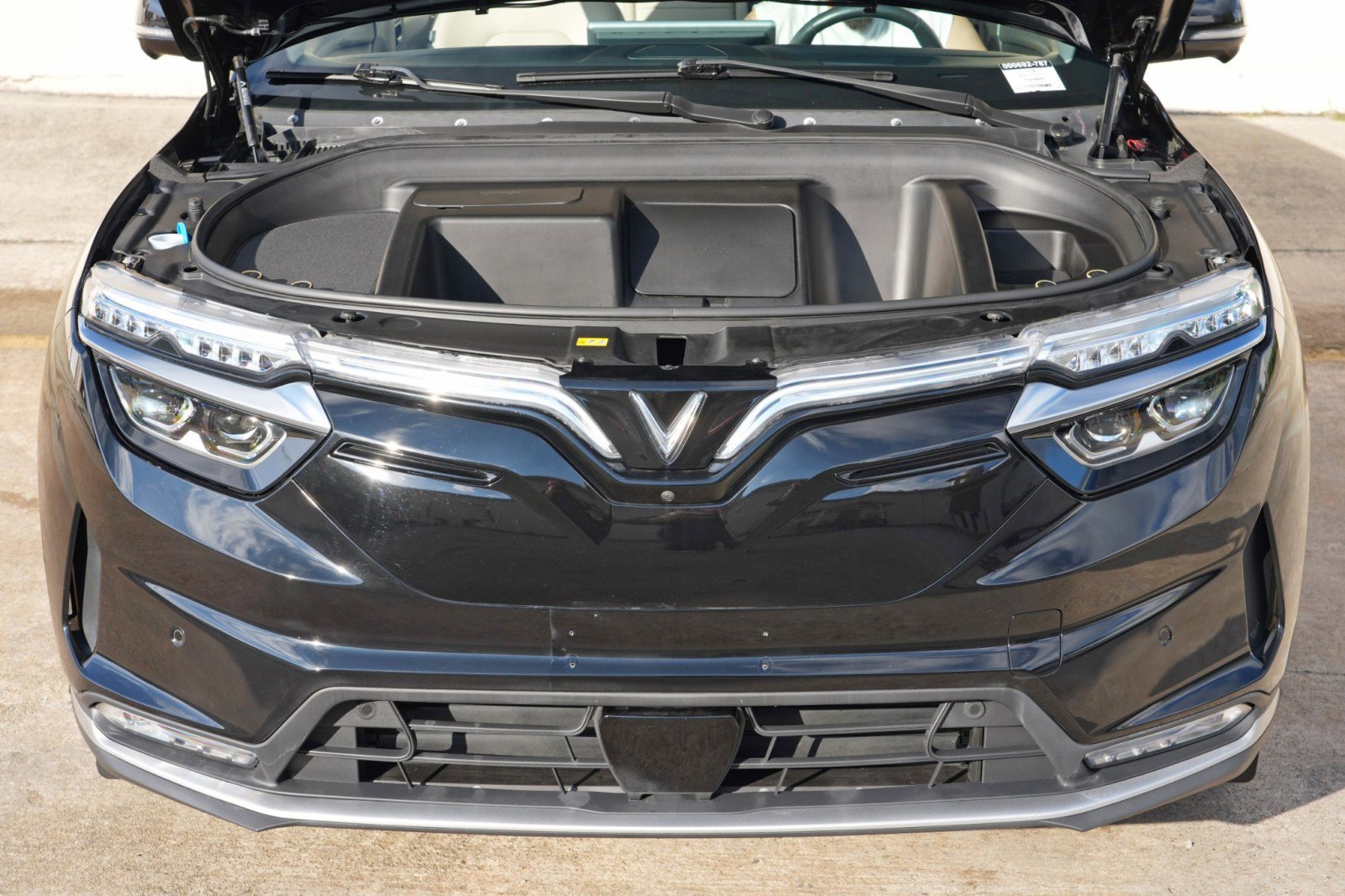 Used 2023 VinFast VF 8 Plus AWD/4WD image 7