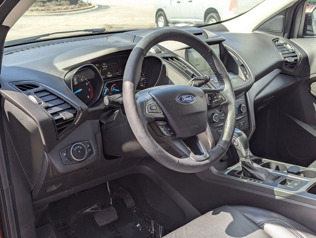 Used 2018 Ford Escape SEL image 9