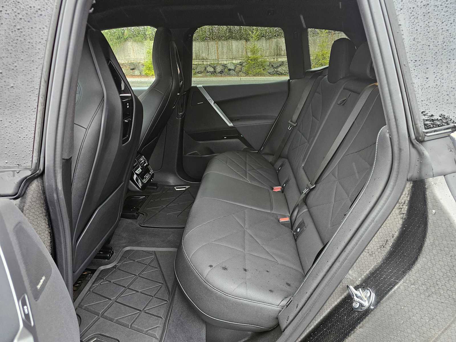 Used 2025 BMW iX xDrive50 w/ Sport Package image 16