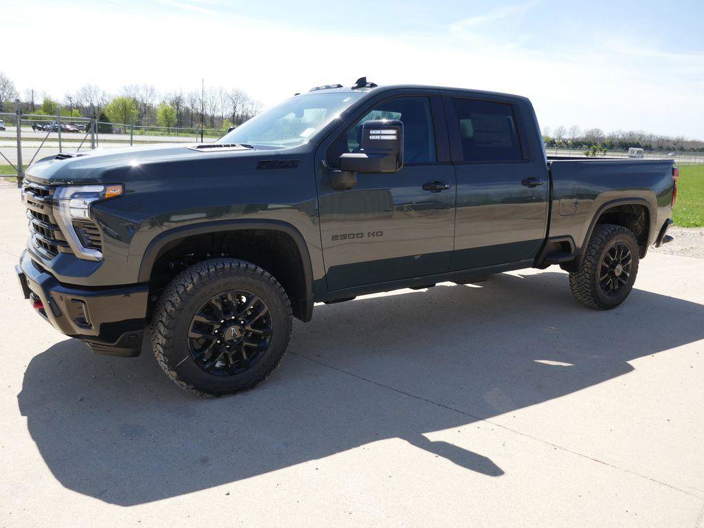 New 2026 Chevrolet Silverado 2500 LT image 9