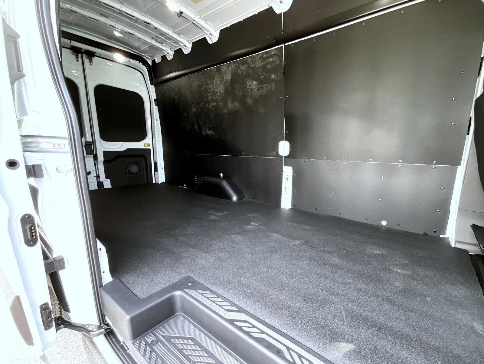 New 2026 Ford Transit 350 148 High Roof Extended w/ Load Area Protection Package RWD image 18