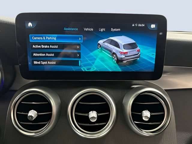 Used 2021 Mercedes-Benz GLC 300 4MATIC image 22