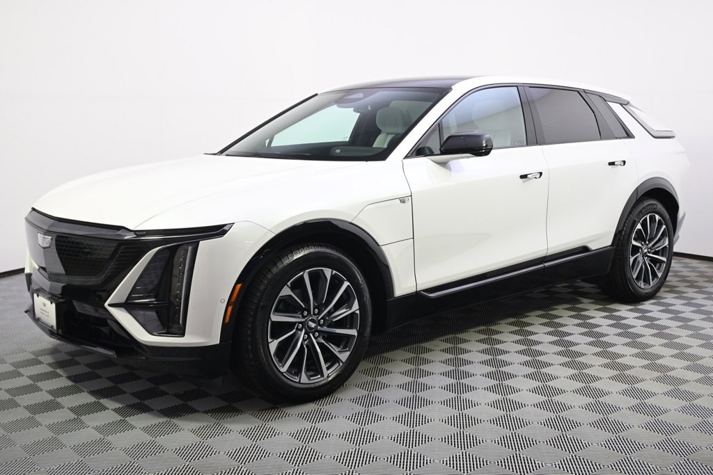 New 2025 Cadillac Lyriq Sport image 2