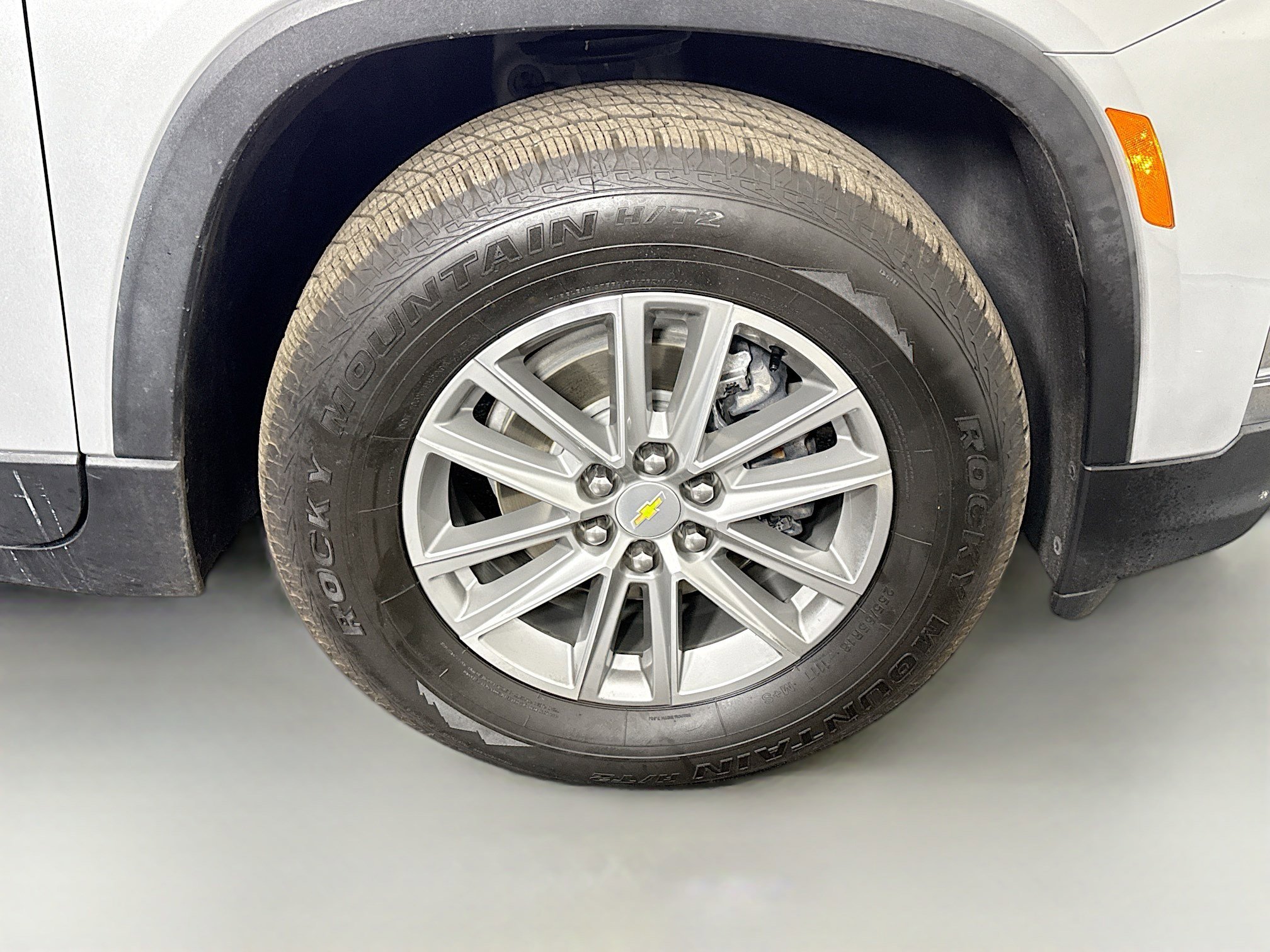 Used 2022 Chevrolet Traverse LT image 32