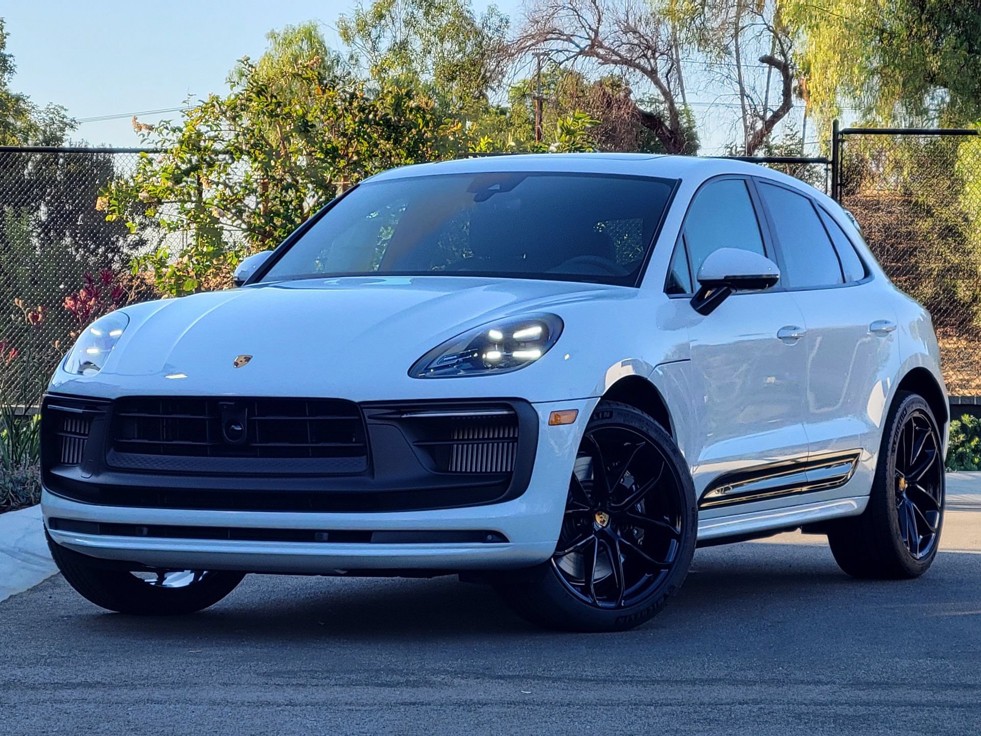 New 2026 Porsche Macan GTS AWD/4WD image 1